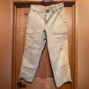 Duluth Trading Co Men's Cargo Pants in Light Khaki